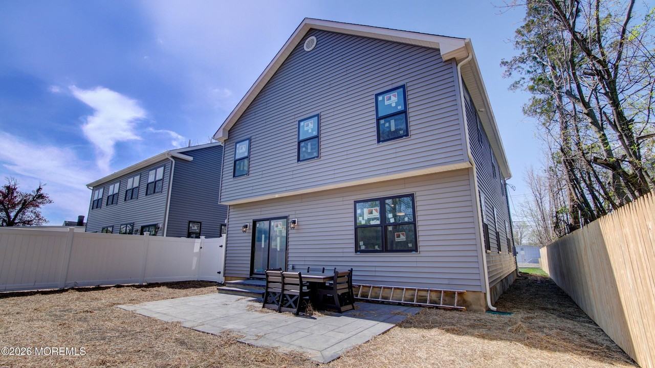 47 Atlantic Ave - Photo 5 of 35