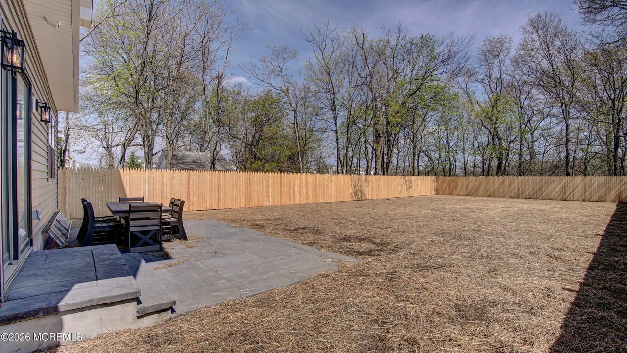 47 Atlantic Ave - Photo 7 of 35