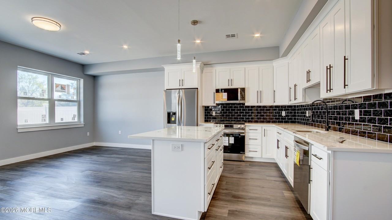 49 Atlantic Ave #A - Photo 6 of 29