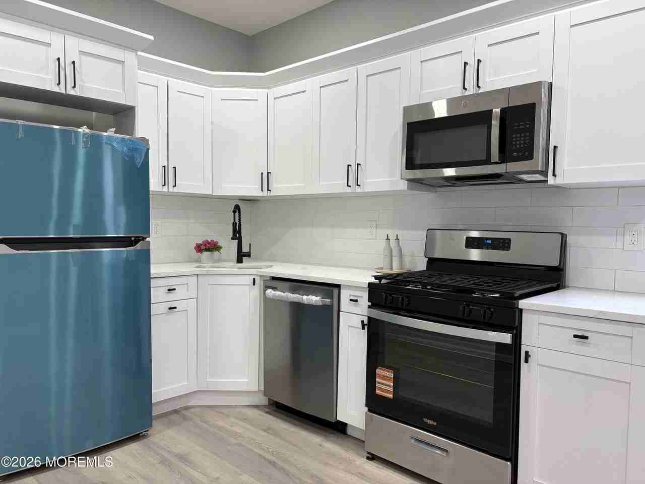 456 Harrison St #2 - Photo 6 of 15