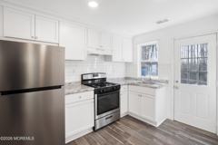 28 Oak Ln - Photo 1 of 1