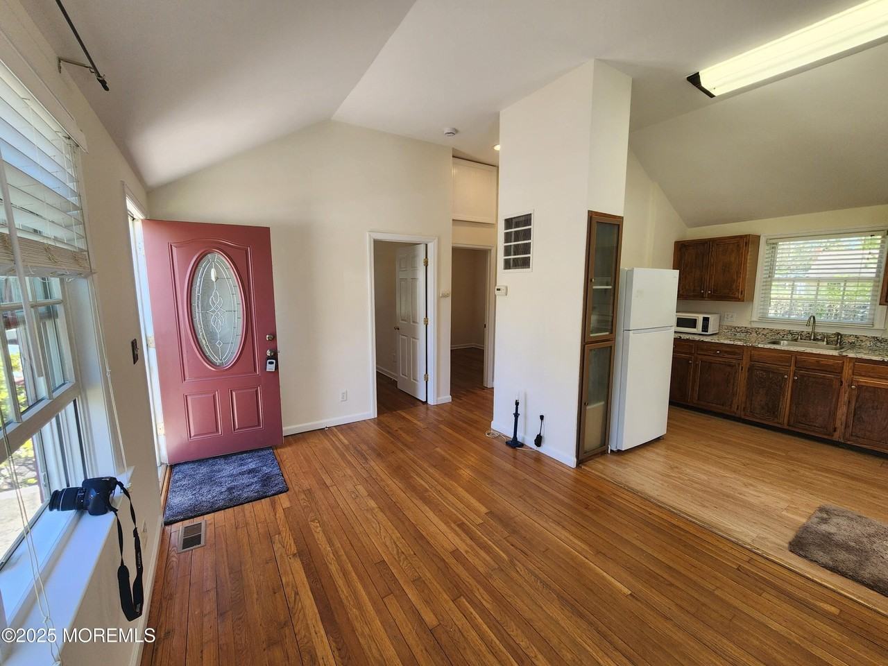 21 Coolidge Dr - Photo 6 of 12