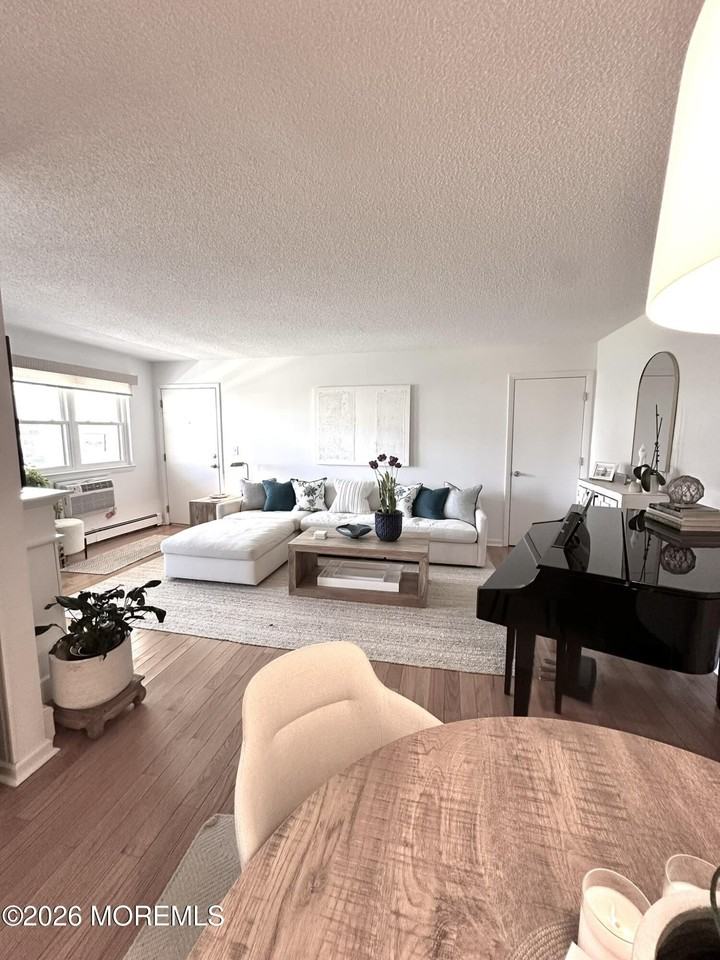 101 Wharfside Dr - Photo 6 of 19