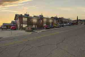 featured image of 3313 Johnson Ave #16