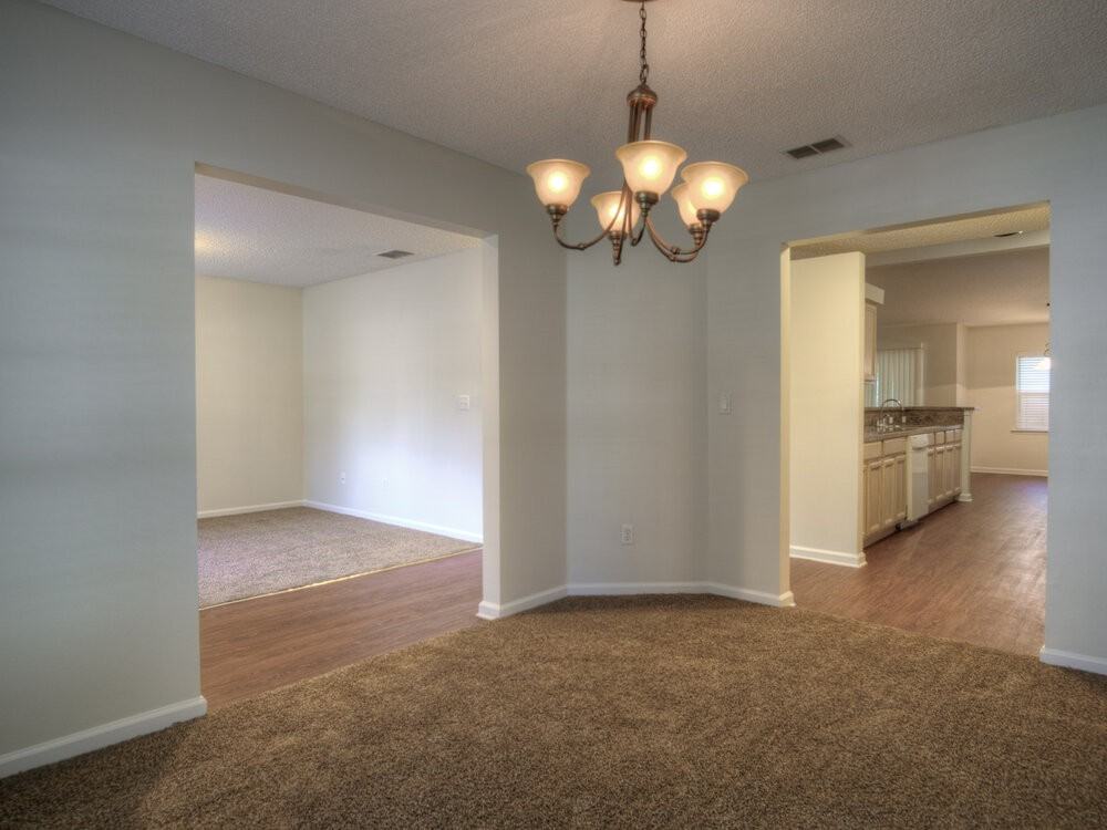 1336 Marsh Grass Ct - Photo 3 of 24