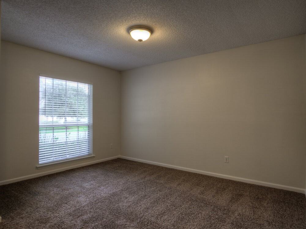 1336 Marsh Grass Ct - Photo 4 of 24