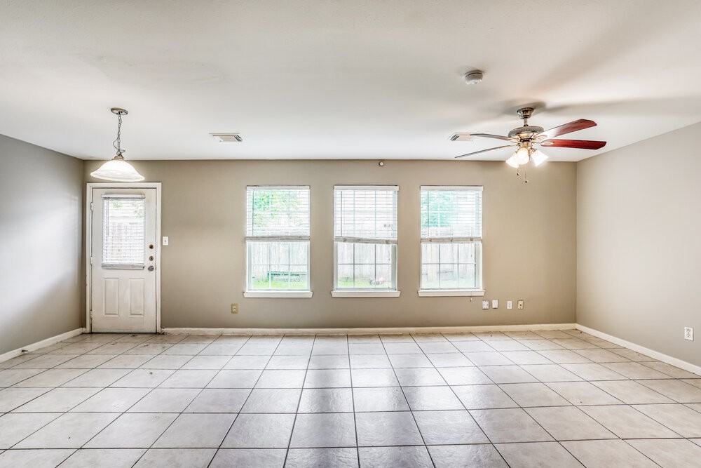 4939 N Cancun Dr - Photo 6 of 17