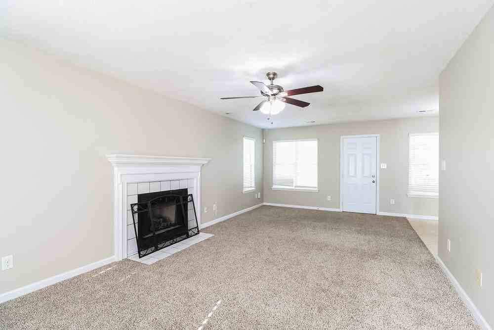 3664 Stonefield St Sw - Photo 5 of 17