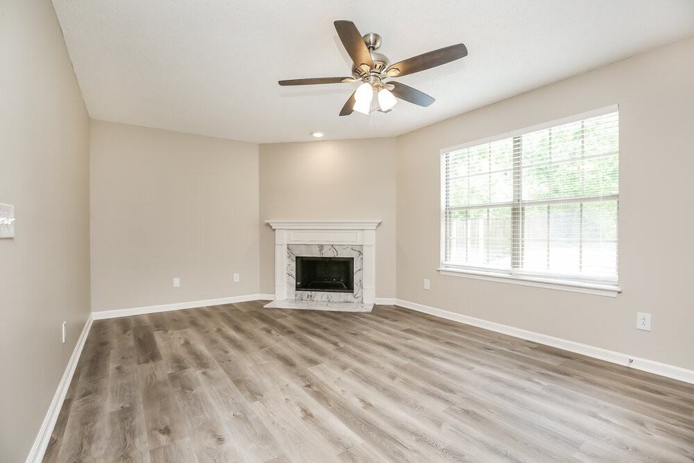 309 Cedar Park Cir - Photo 4 of 17