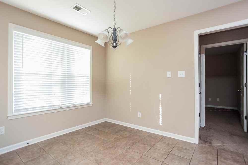 5837 Stonewall Dr - Photo 3 of 29