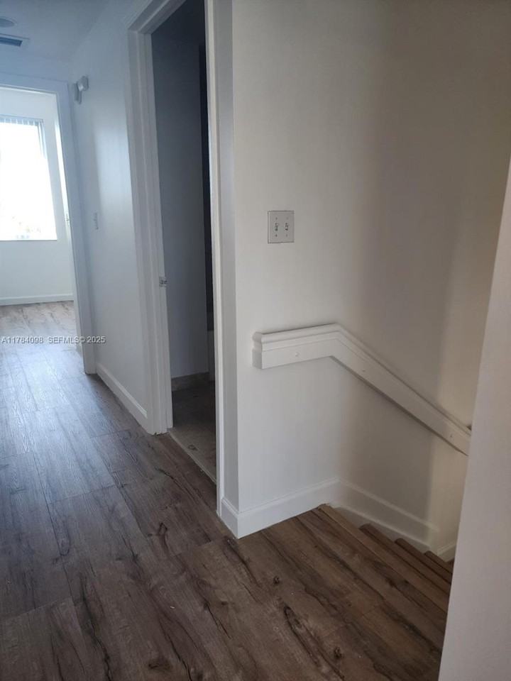 2138 Van Buren Street #604 - Photo 6 of 16