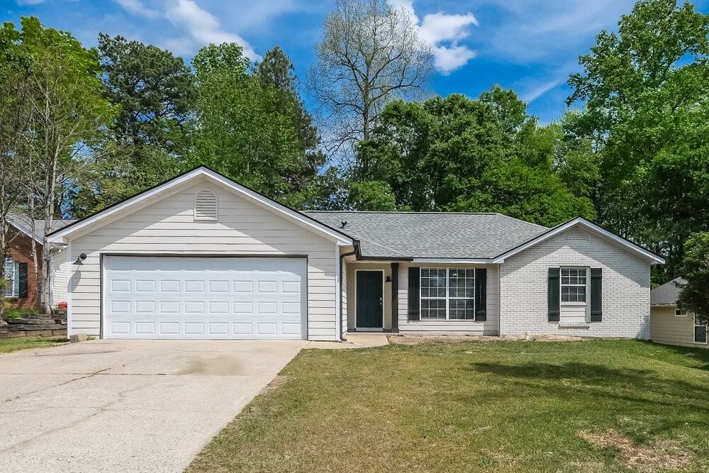 320 Emerald Green Ct
