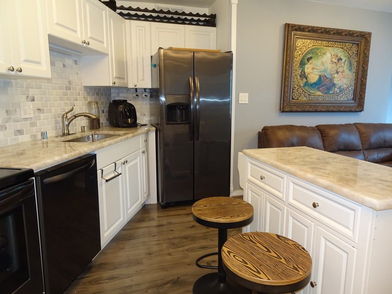 211 E Ohio St #2215 - Photo 4 of 13