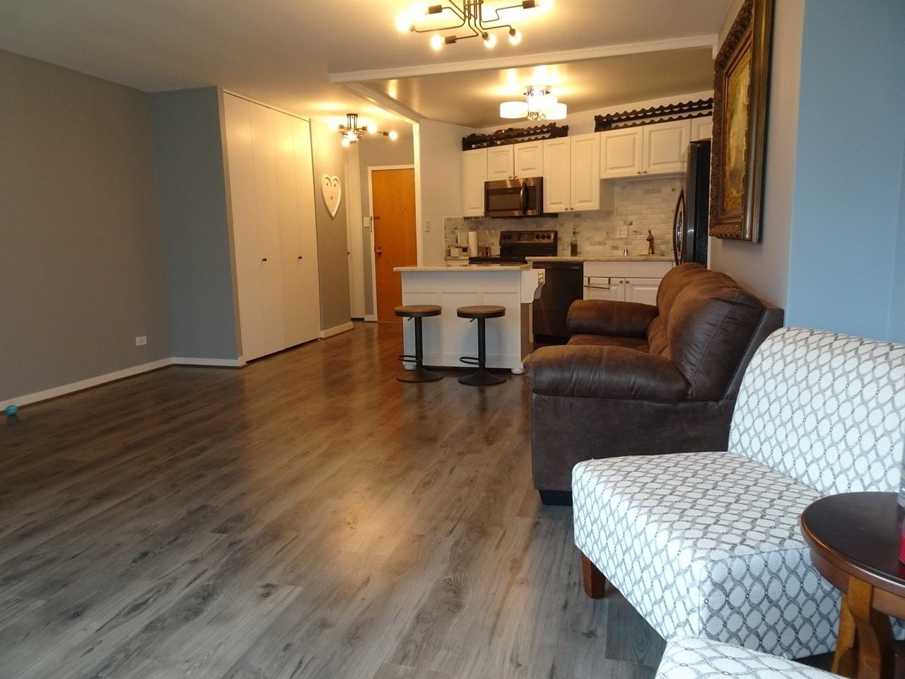 211 E Ohio St #2215 - Photo 7 of 13