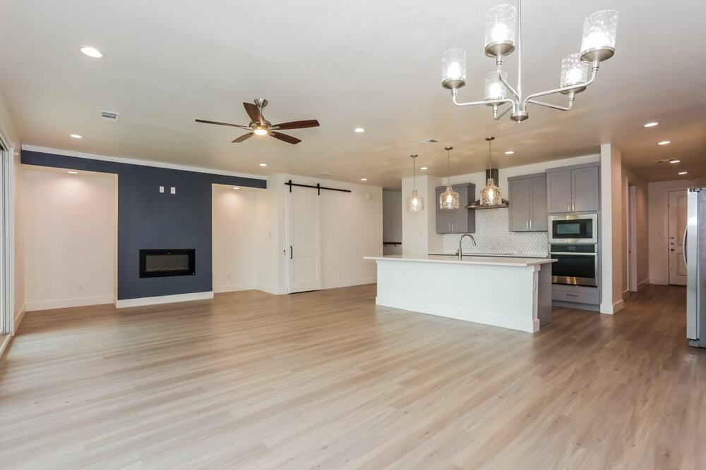 7173 9th Hole Dr - Photo 4 of 17