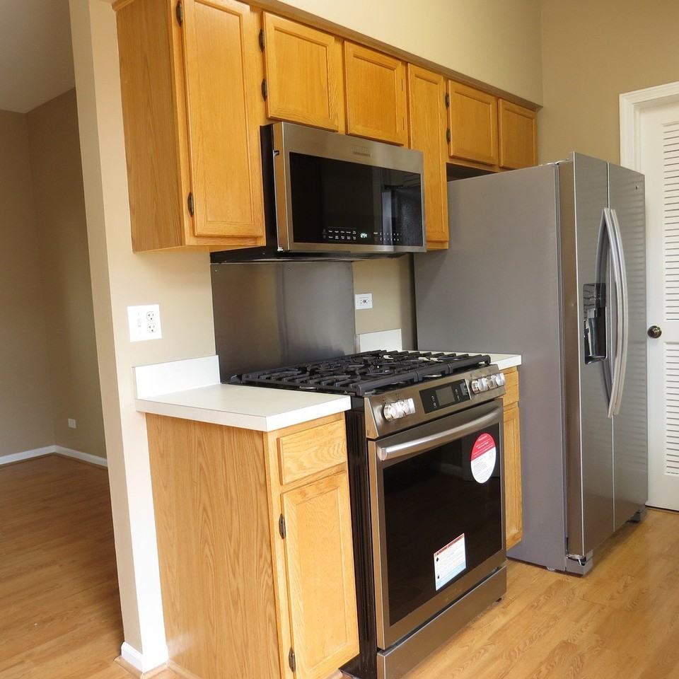 2530 Warm Springs Ln - Photo 6 of 17