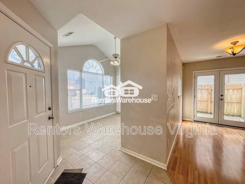 5913 Chain Bridge Rd - Photo 5 of 30