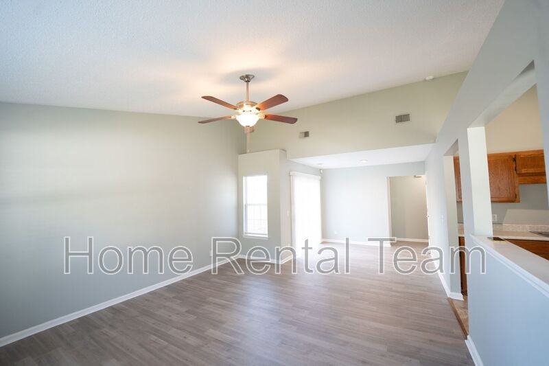 148 Finn Cir - Photo 6 of 34