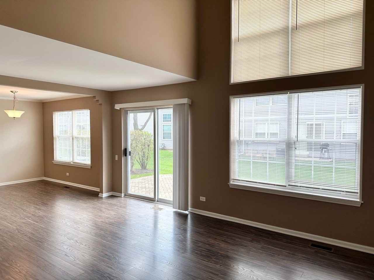 693 Savannah Ln - Photo 5 of 21