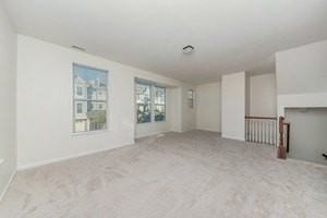 212 N Commerce St - Photo 6 of 17