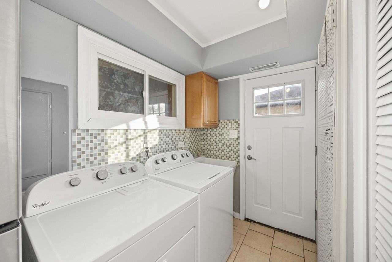 1309 S Naperville Rd - Photo 5 of 13