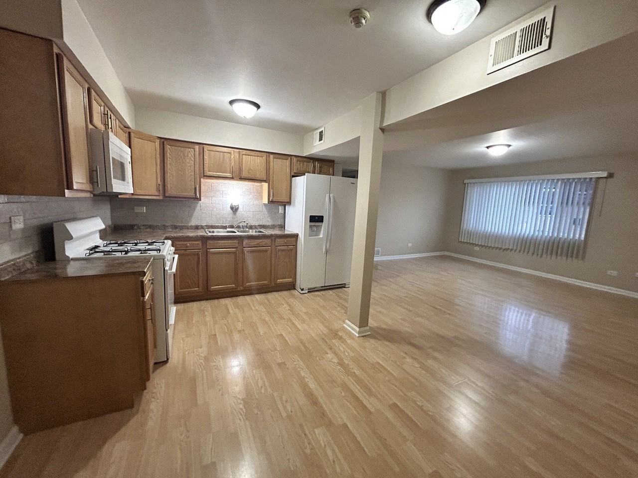 6616 104th Pl #5 - Photo 5 of 11