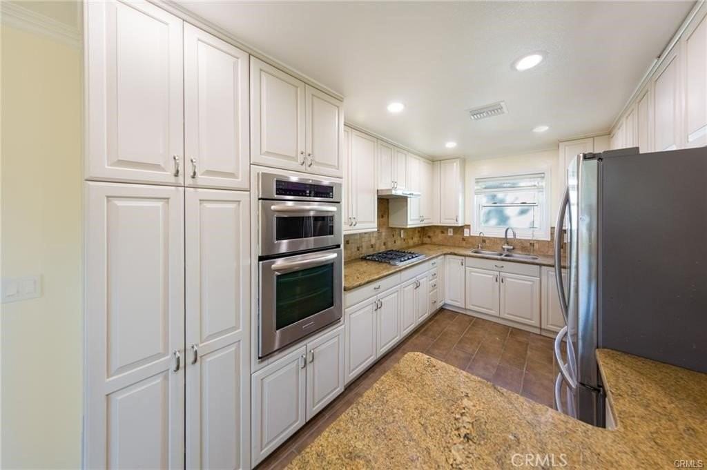 6401 Hubbard Rd - Photo 7 of 21