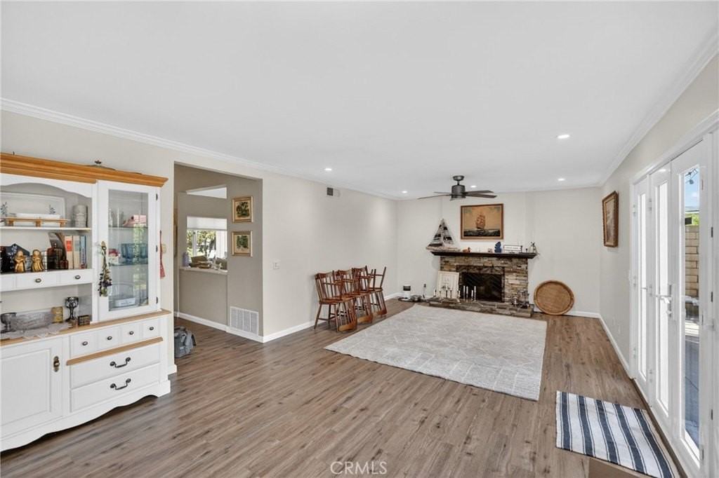 8631 Larkport Dr - Photo 7 of 26