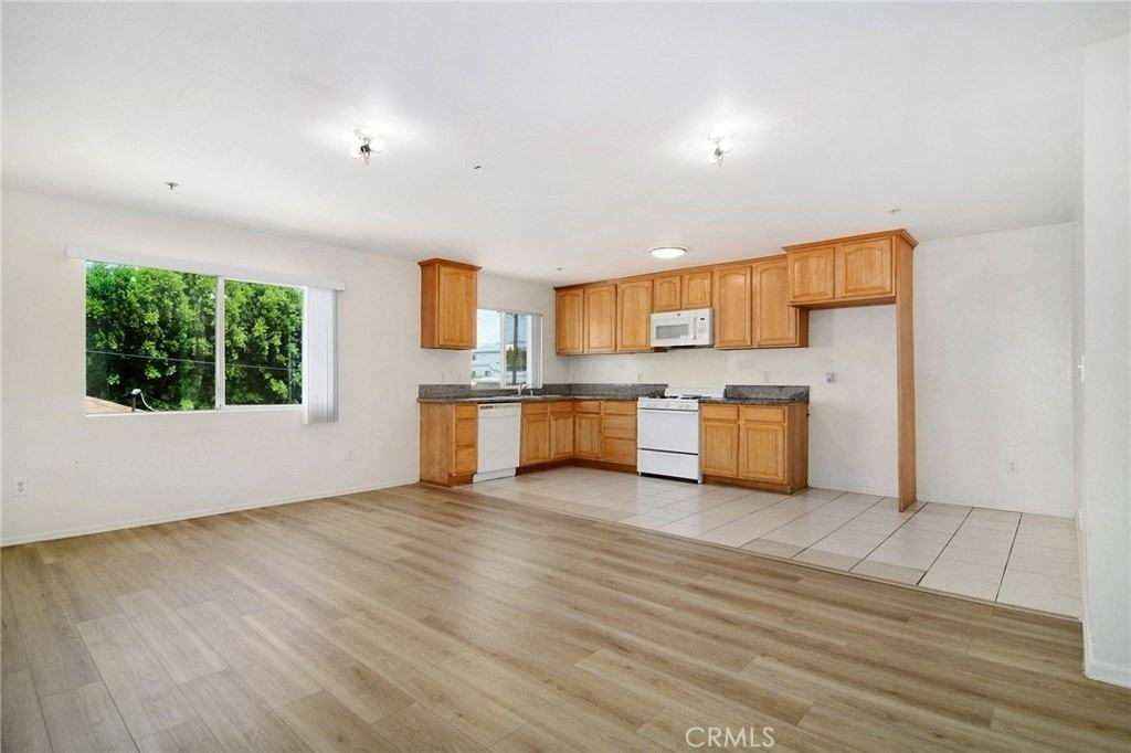 6843 Agnes Ave #2 - Photo 2 of 10