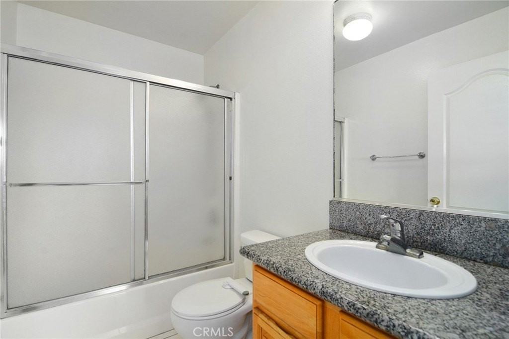 6843 Agnes Ave #2 - Photo 7 of 10