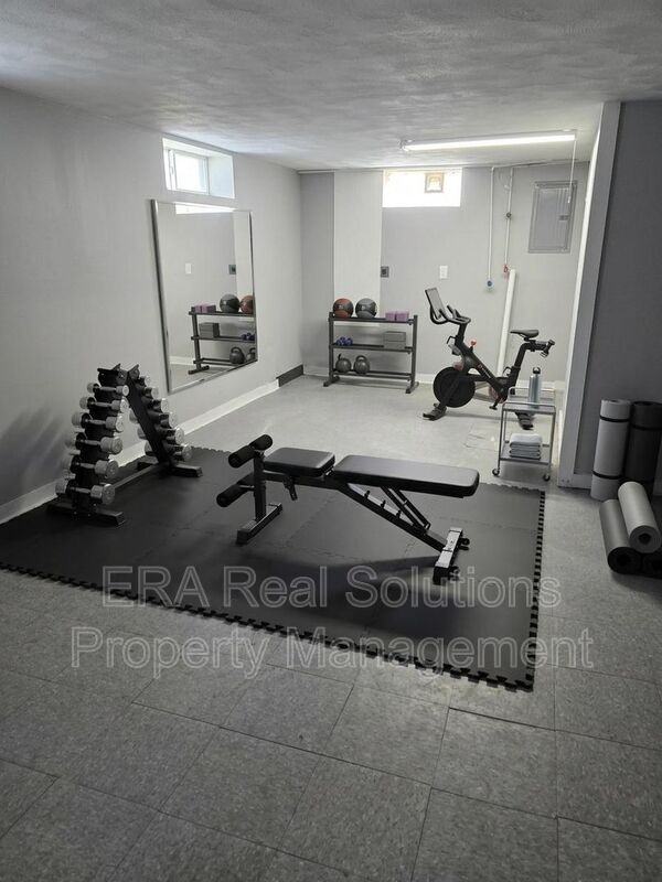 1003 E 21st Ave - Photo 6 of 15