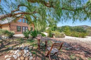 featured image of 2689 Daisy Ln