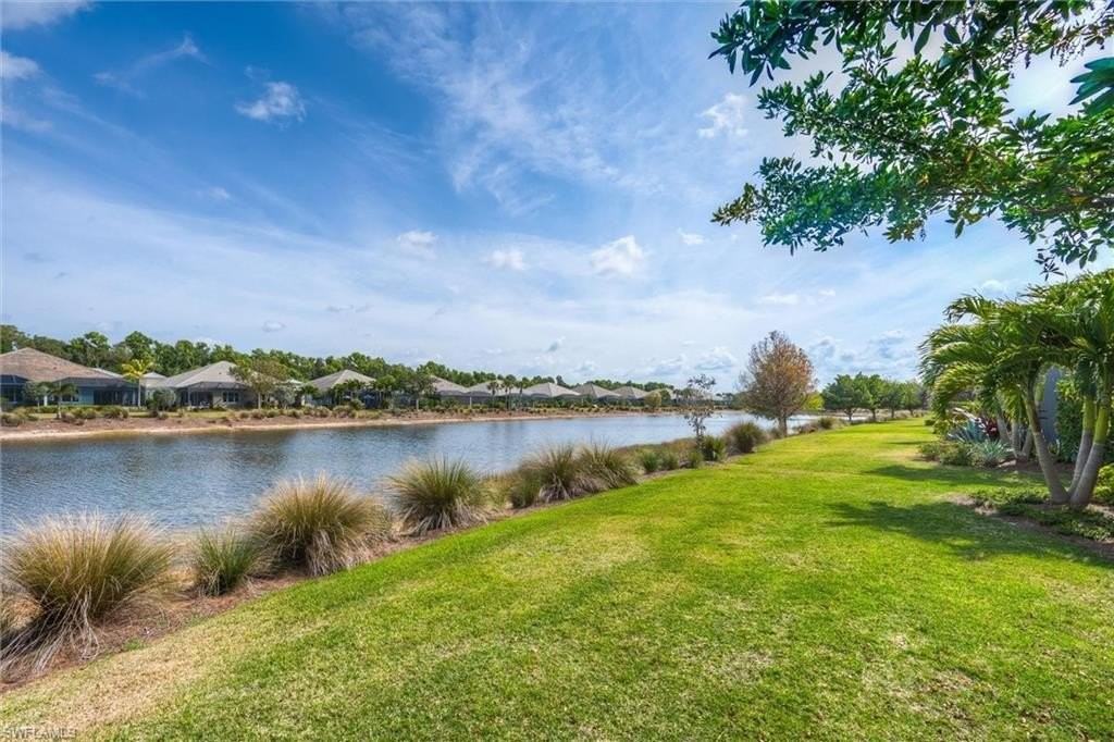 5743 Highbourne Dr - Photo 5 of 36