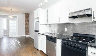 295 Maujer St #2L - Photo 1 of 1