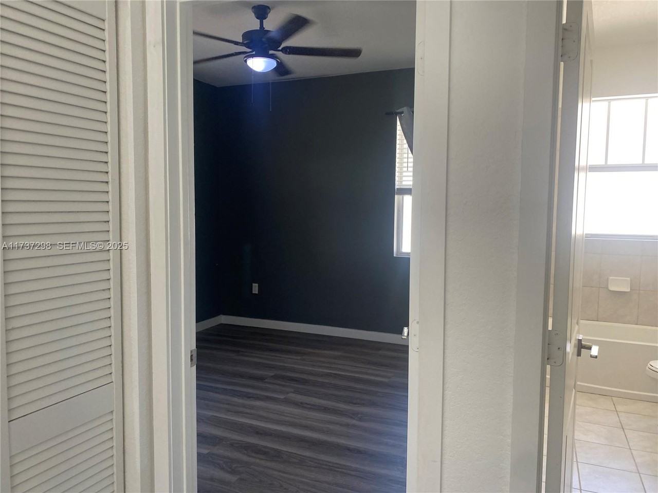 24443 Southwest 118 Avenue - Photo 6 of 37