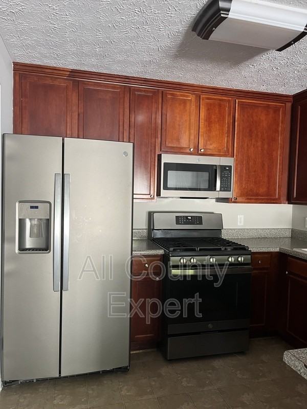 5480 Mountain Top Pl - Photo 4 of 20