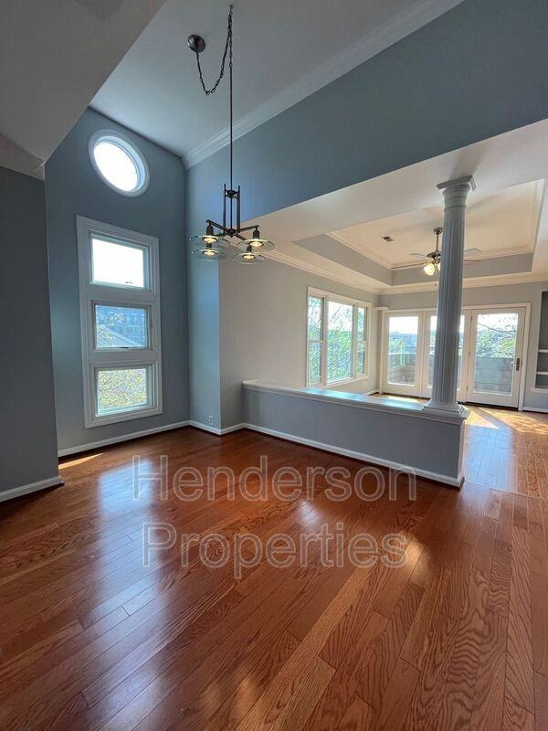 1109 E Morehead St #15 - Photo 2 of 14