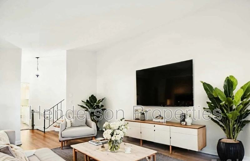 3612 Winterfield Pl - Photo 5 of 34