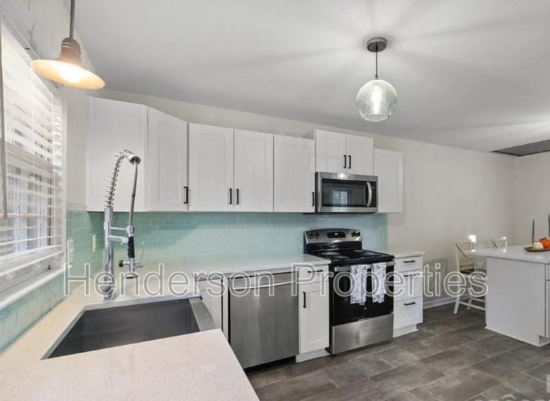 3612 Winterfield Pl - Photo 6 of 34