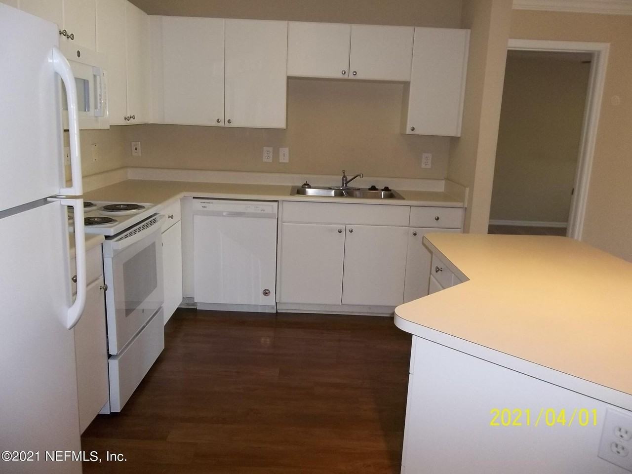 3591 Kernan Blvd S #326 - Photo 5 of 16