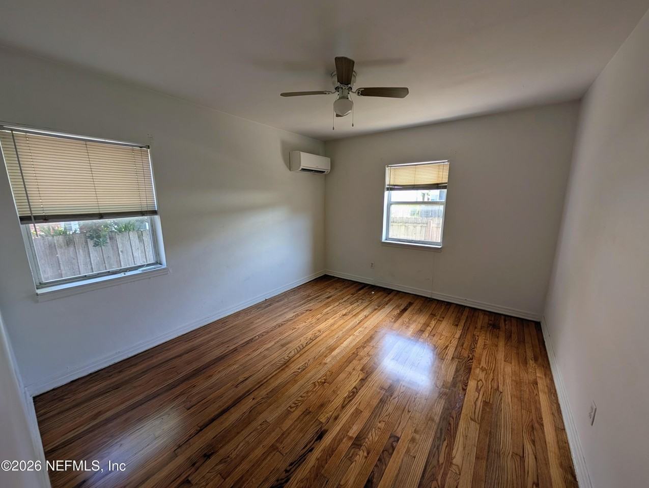 2136 College St #1 - Photo 4 of 7