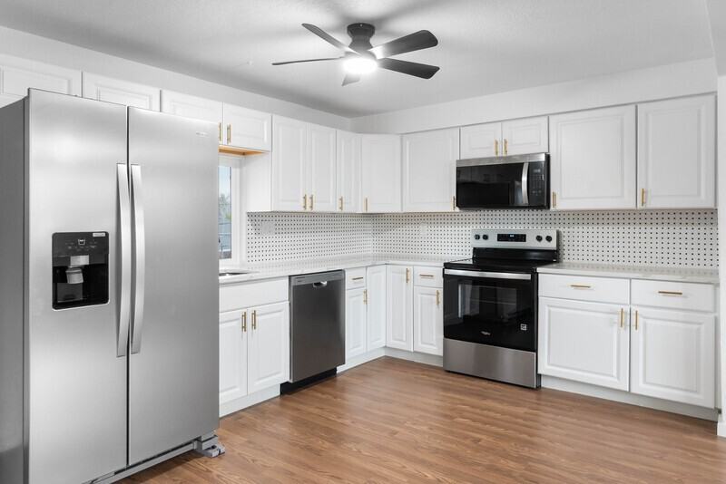 6220 W Ohio Ave - Photo 7 of 22