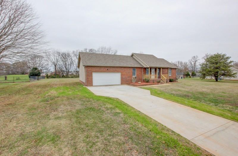 2481 Clarksville Rd - Photo 2 of 50