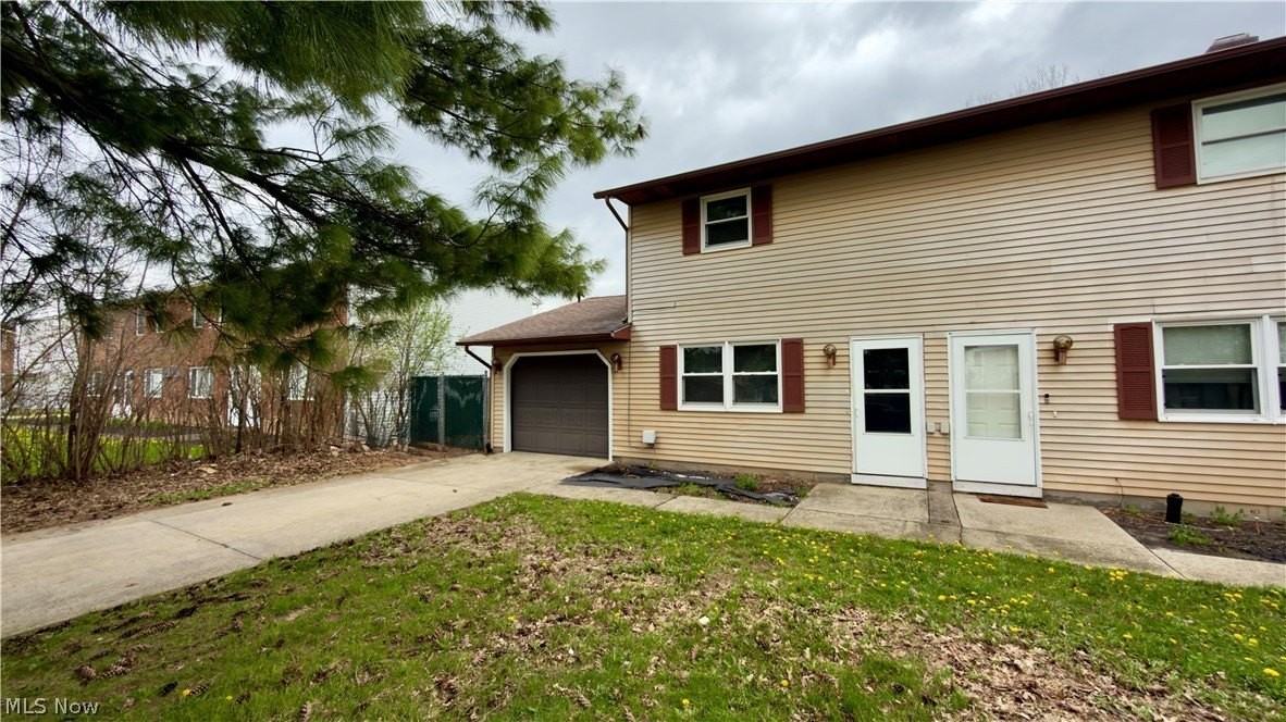 239 Brunswick Dr - Photo 2 of 28