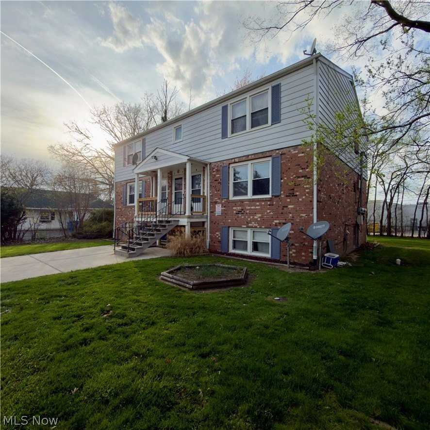 4780 Pinoak Dr - Photo 3 of 27