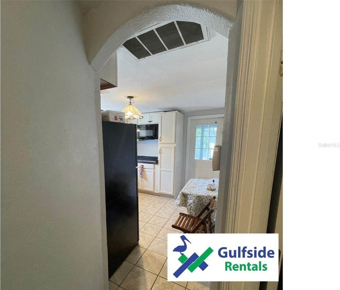 4801 71st St N - Photo 4 of 25