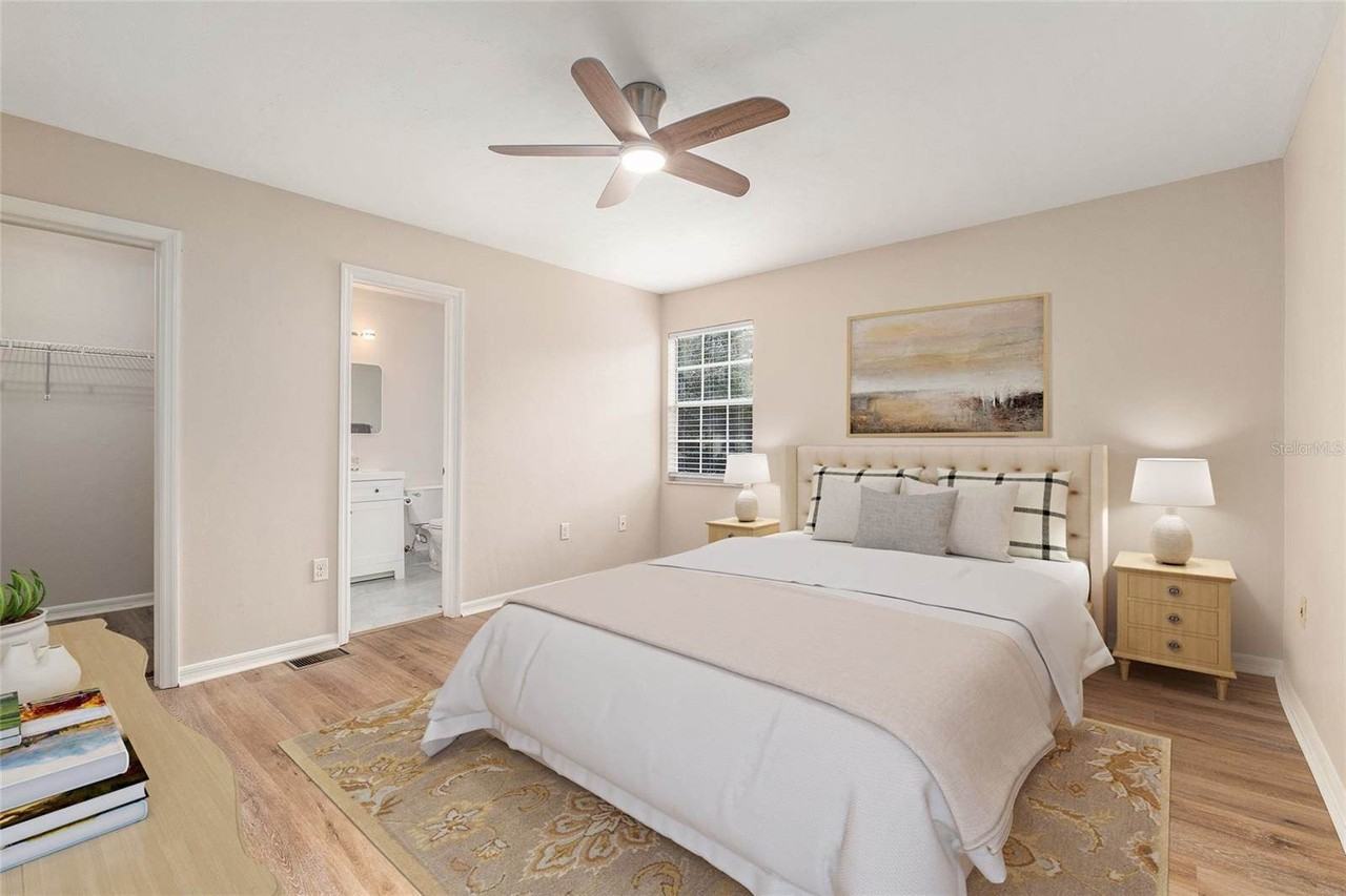 9755 Sw 52nd Rd - Photo 4 of 43