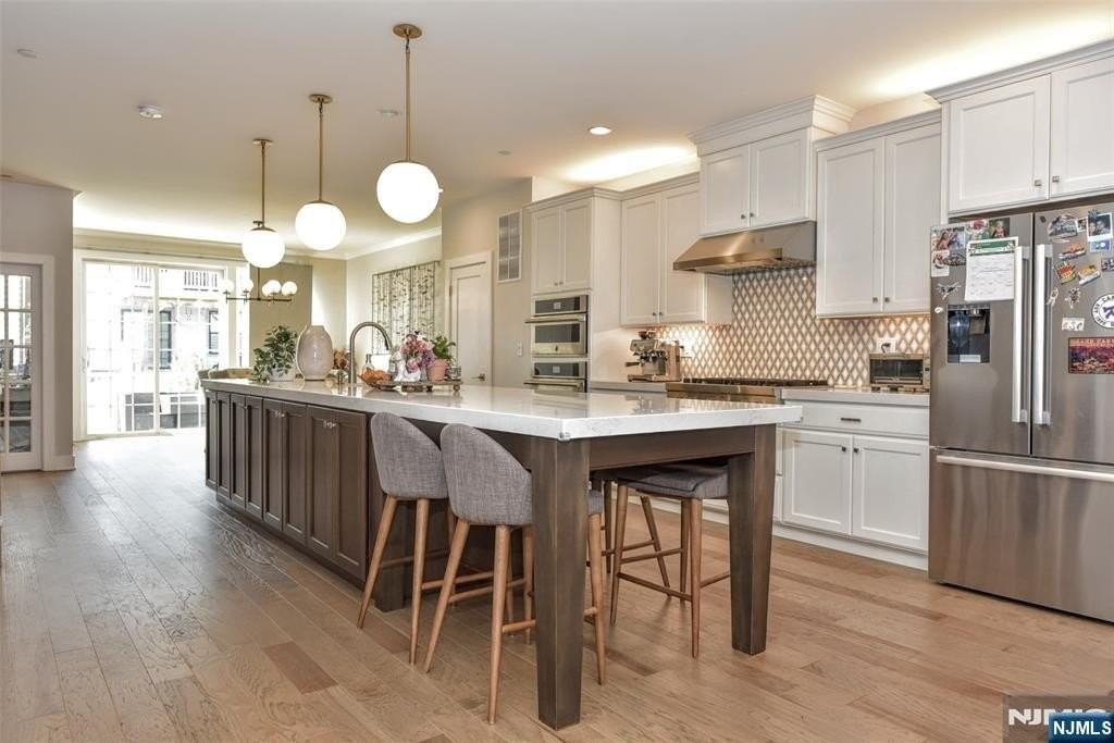 32 Cinnamon Dr - Photo 7 of 25