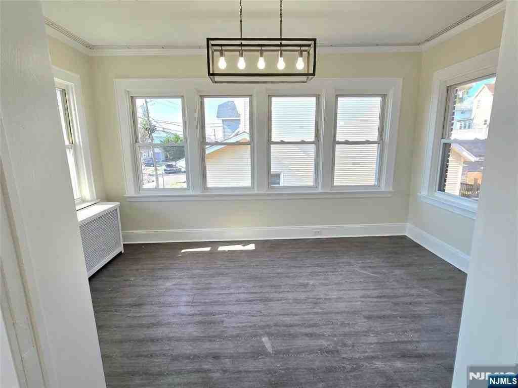 175 Jefferson St - Photo 7 of 27