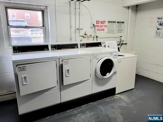 960 Main St - Photo 7 of 7